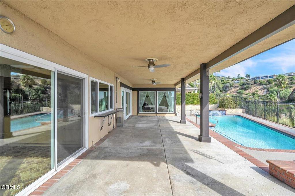 2634 N Mountain Avenue Avenue