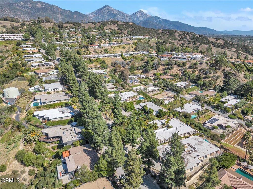 2634 N Mountain Avenue Avenue