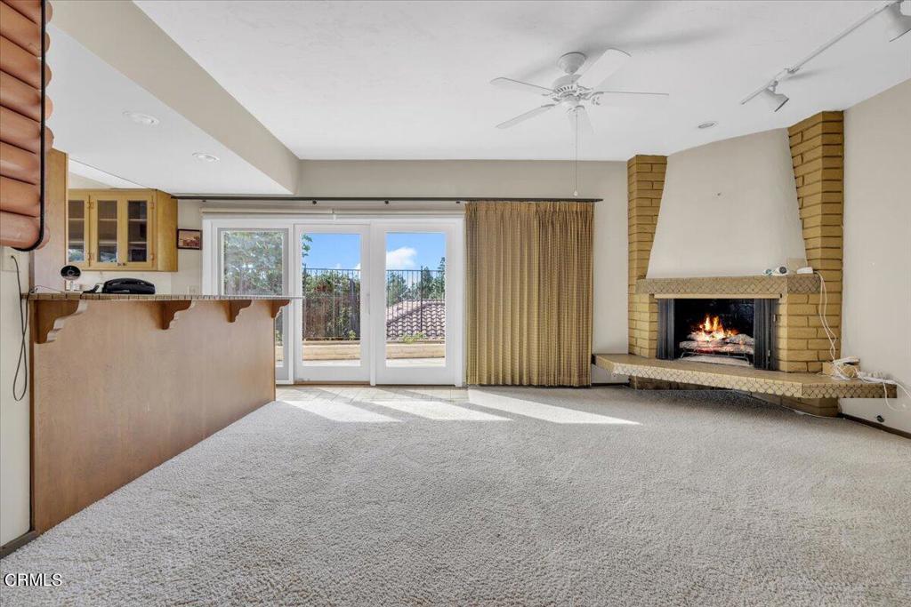 2634 N Mountain Avenue Avenue