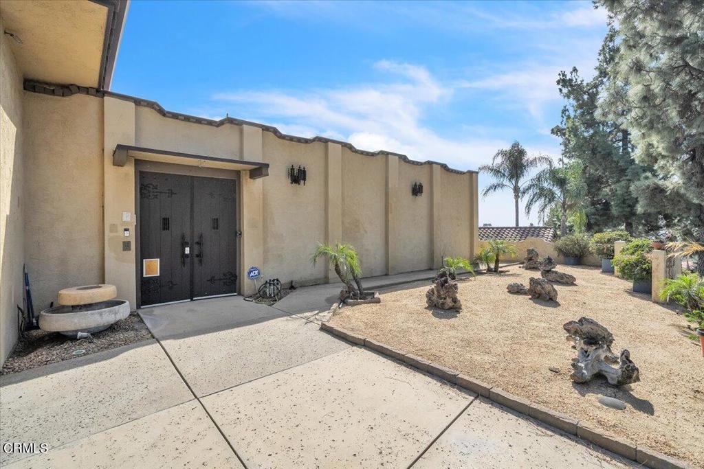 2634 N Mountain Avenue Avenue