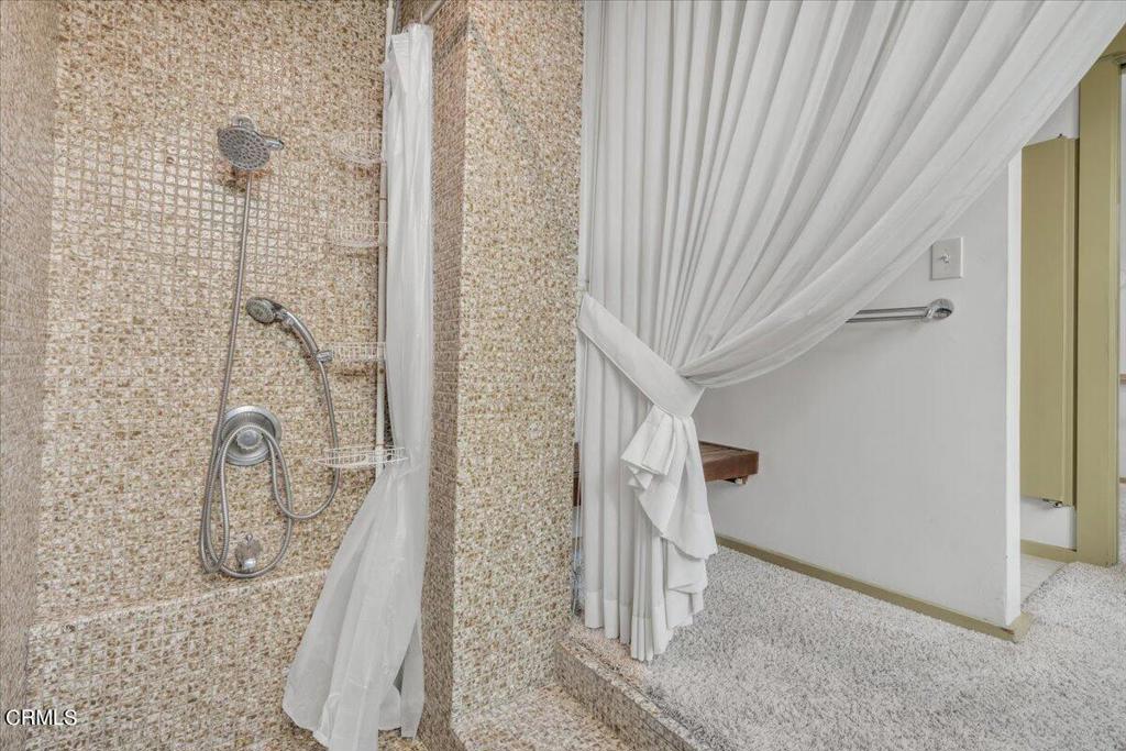 2634 N Mountain Avenue Avenue