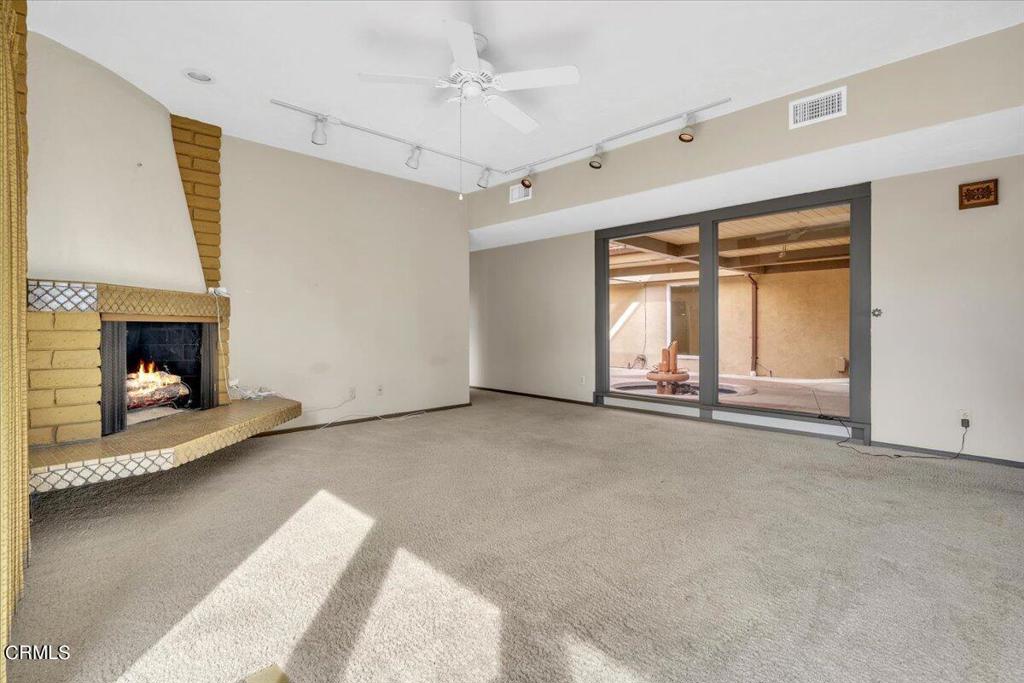 2634 N Mountain Avenue Avenue