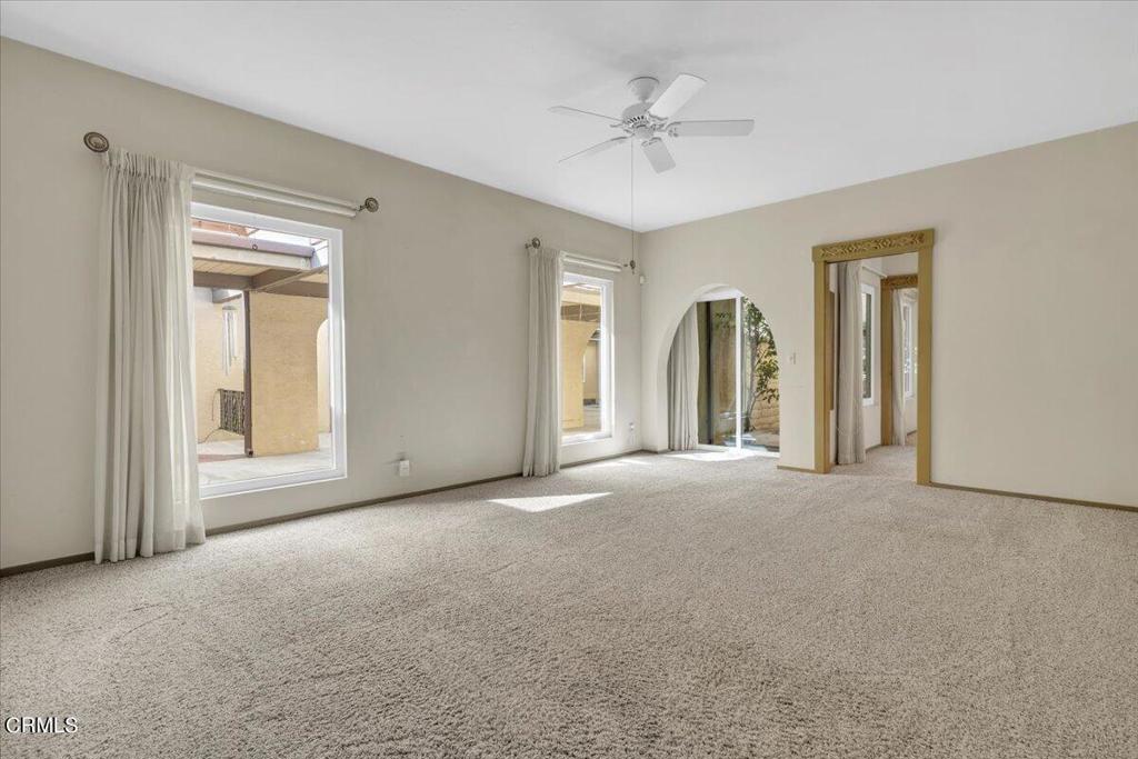 2634 N Mountain Avenue Avenue