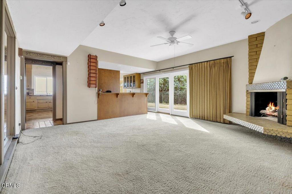 2634 N Mountain Avenue Avenue