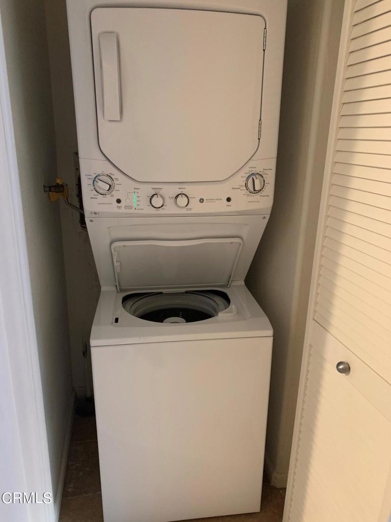 128 N Oak Knoll Avenue Unit: 209