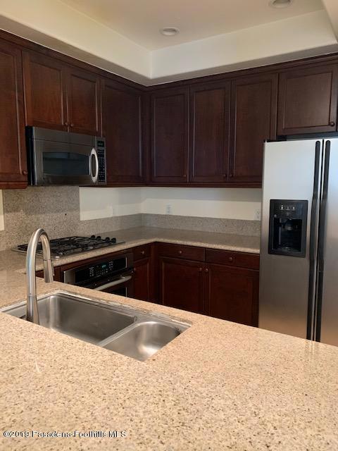 128 N Oak Knoll Avenue Unit: 209