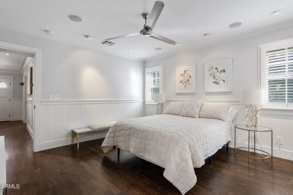 254 E Pentagon Street