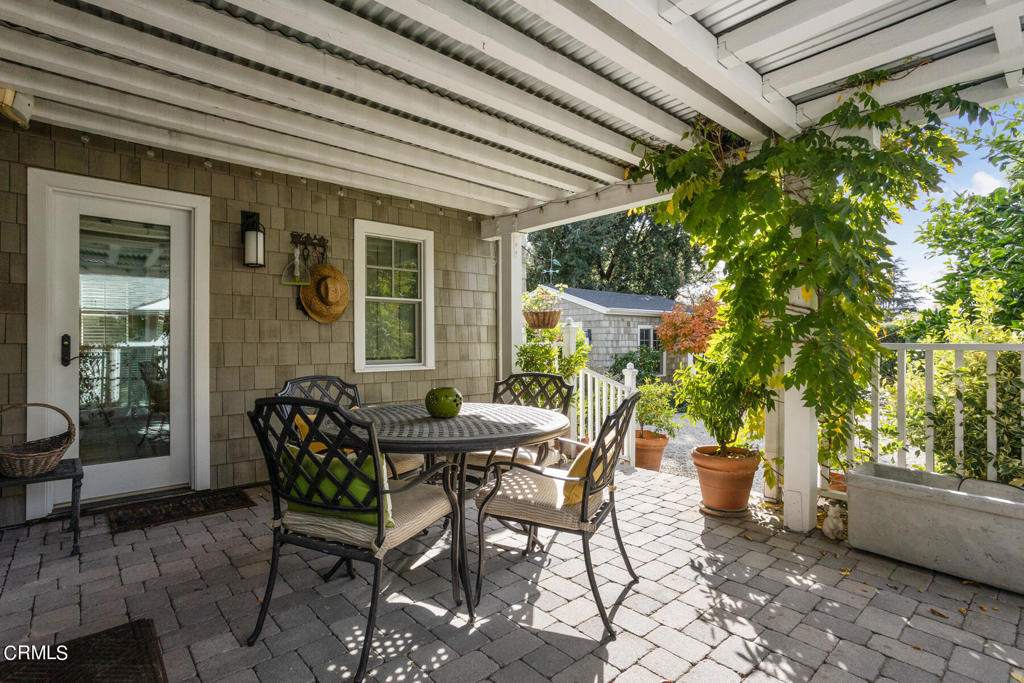 254 E Pentagon Street