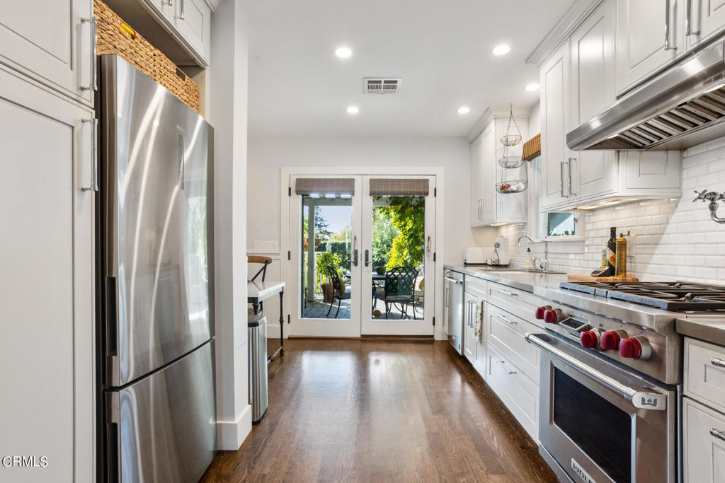 254 E Pentagon Street