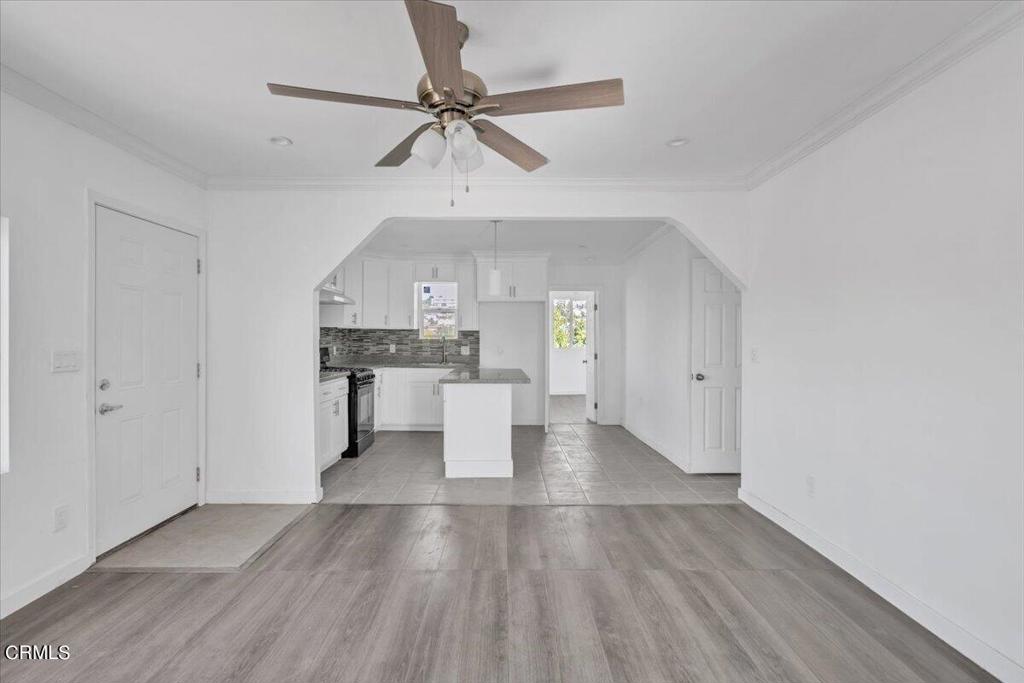 3935 E Cesar E Chavez Avenue