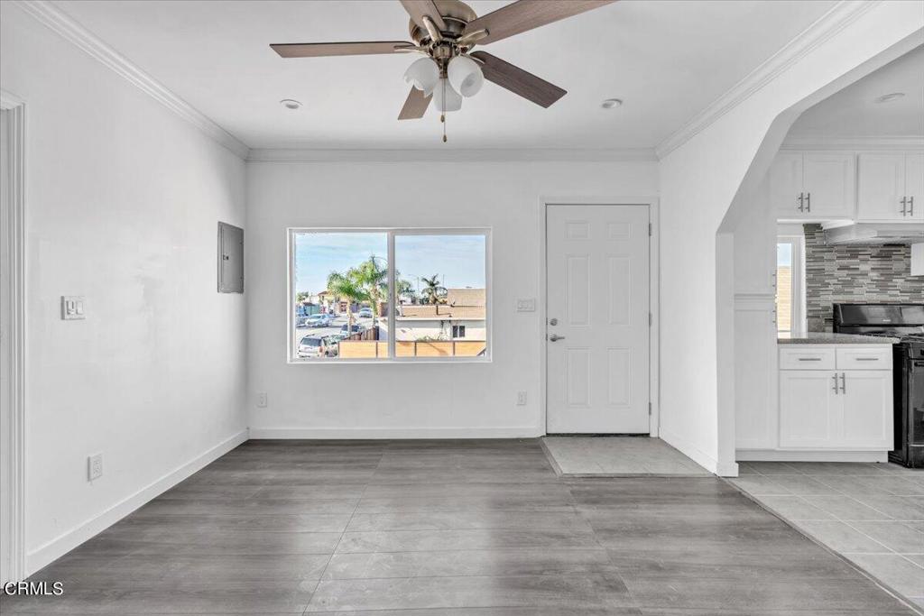 3935 E Cesar E Chavez Avenue