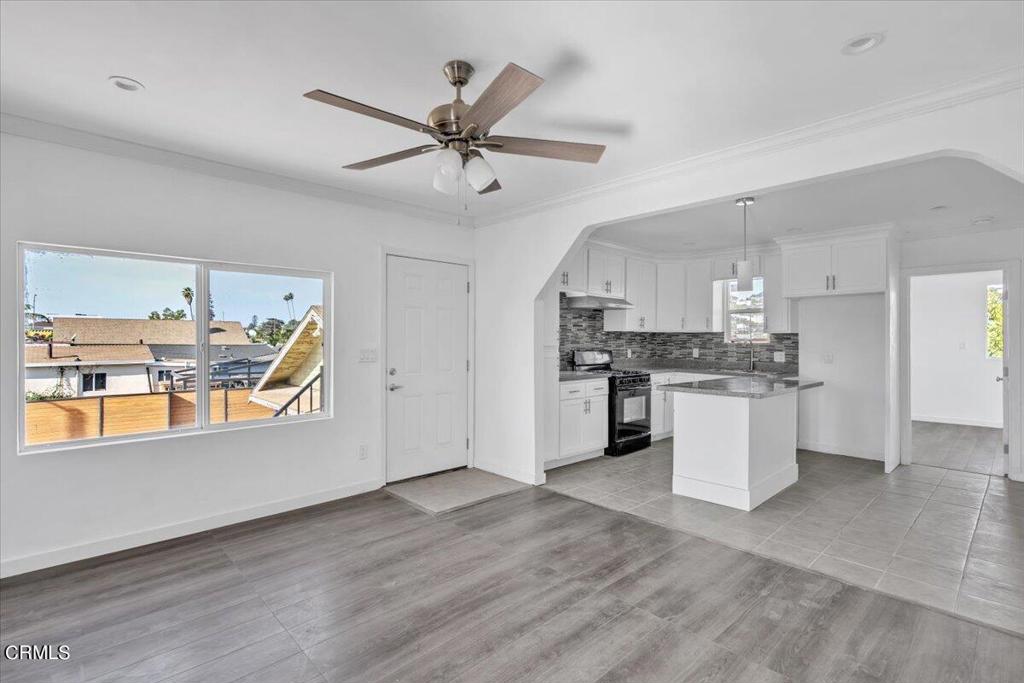 3935 E Cesar E Chavez Avenue