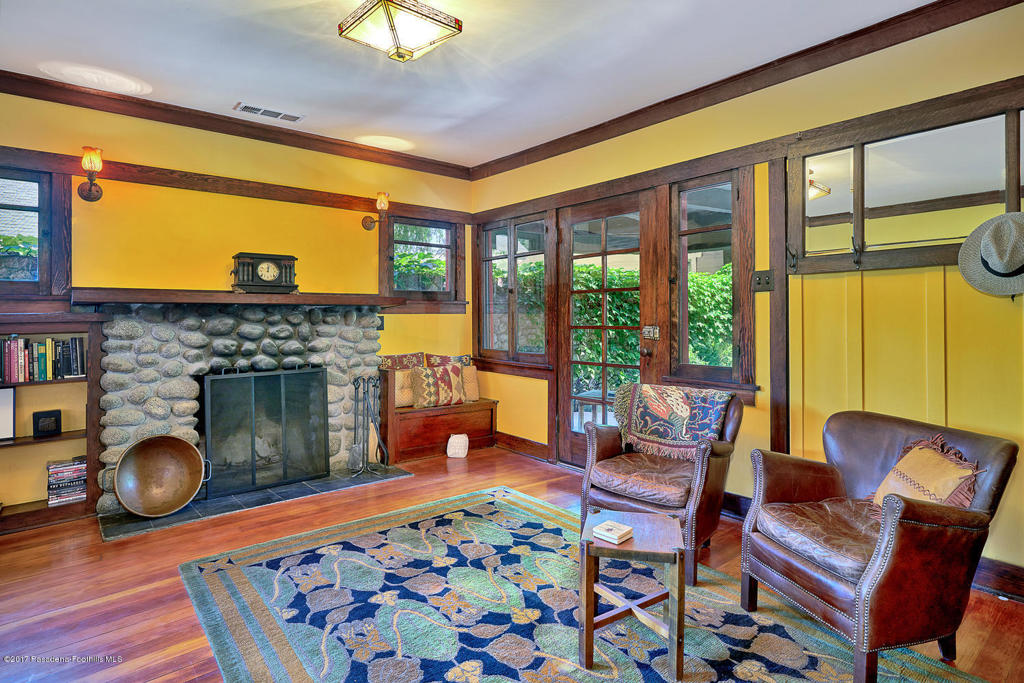 845 S Los Robles Avenue