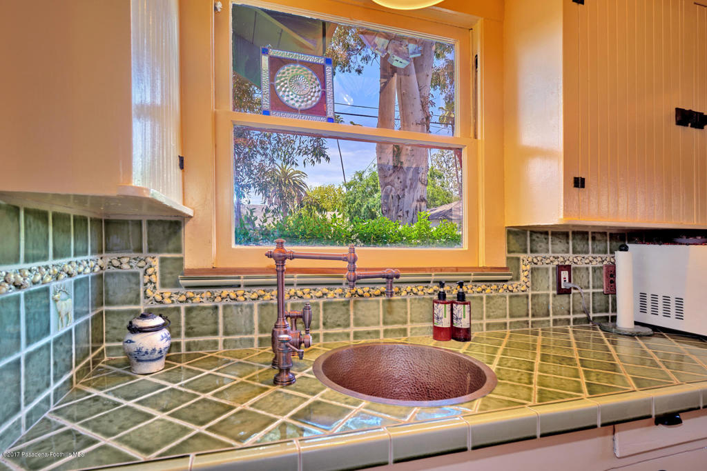 845 S Los Robles Avenue