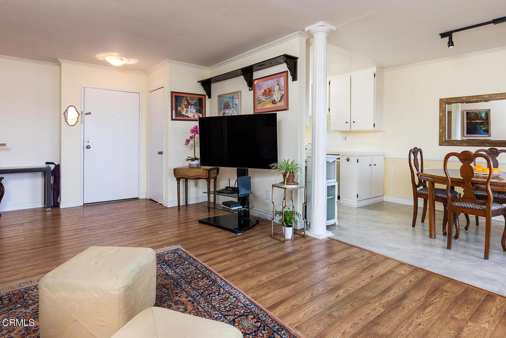 2468 Mohawk Street Unit: 202