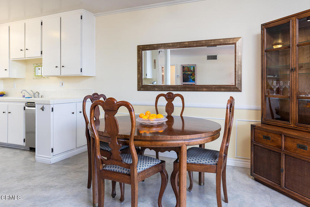 2468 Mohawk Street Unit: 202