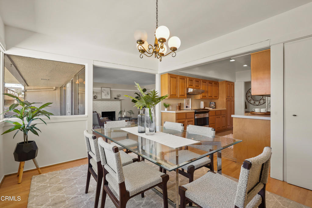 330 S Oakland Avenue Unit: 7