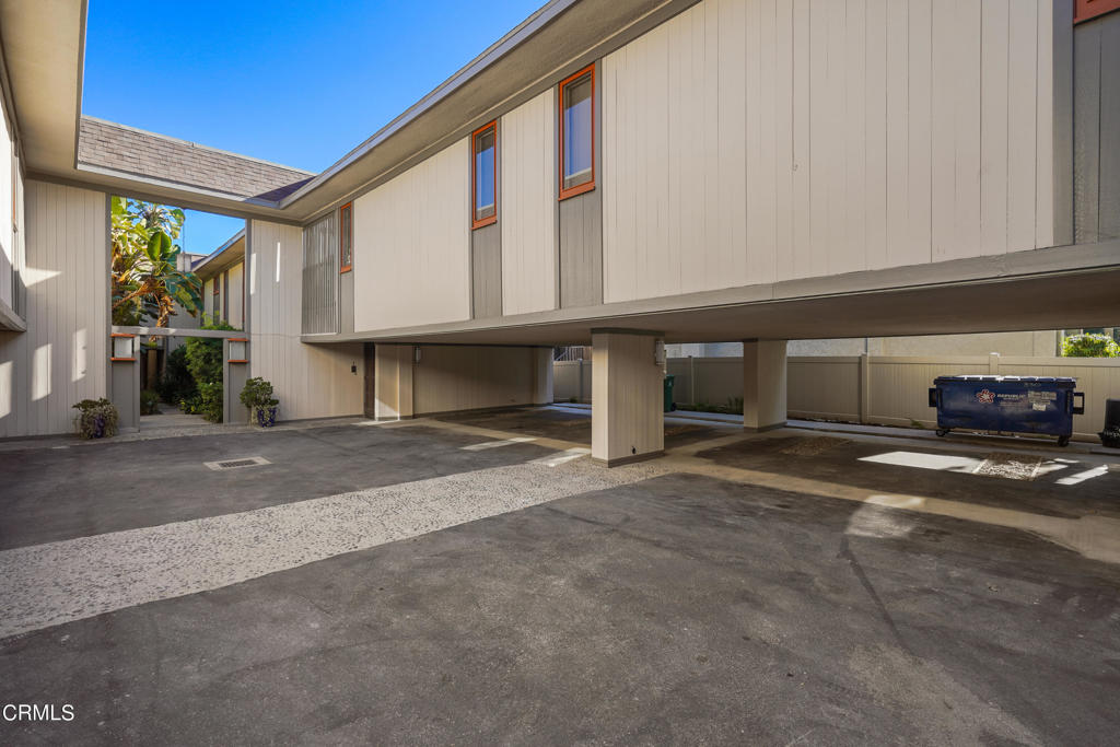 330 S Oakland Avenue Unit: 7