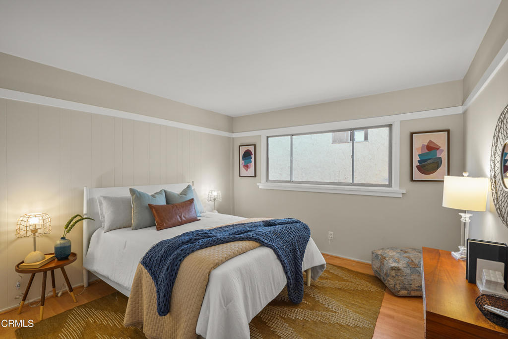 330 S Oakland Avenue Unit: 7