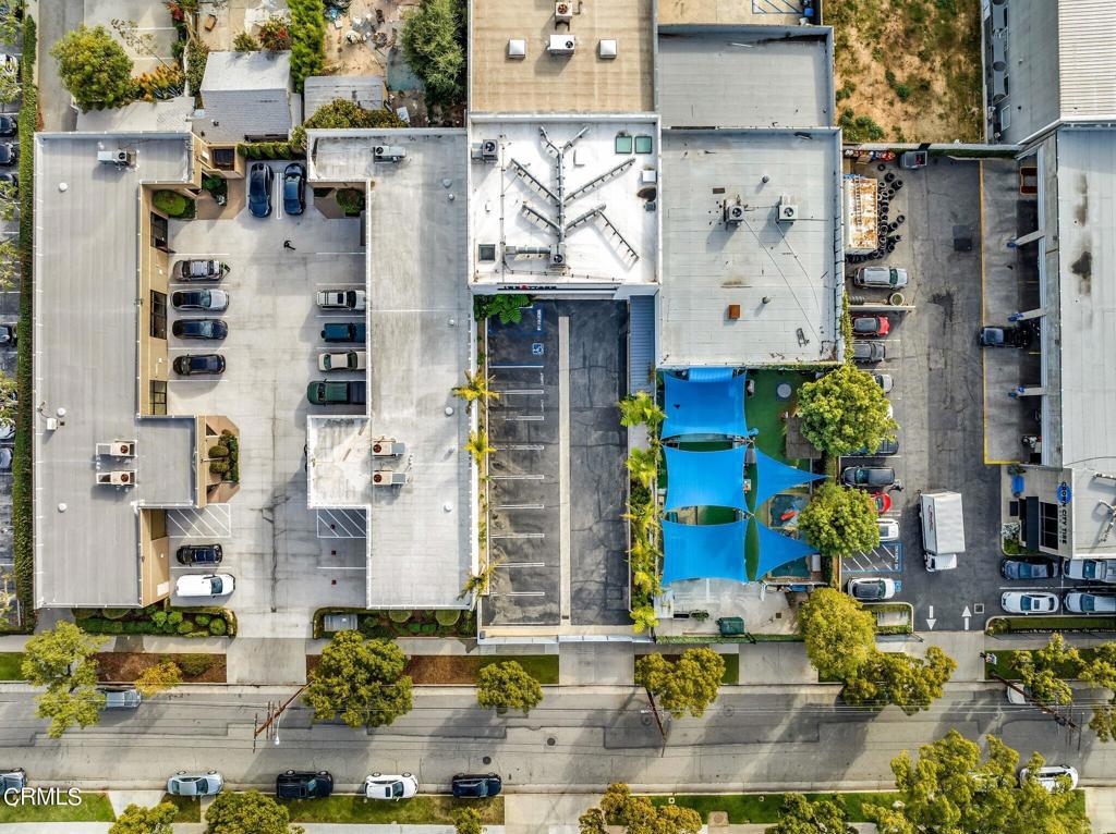 60 W Bellevue Drive