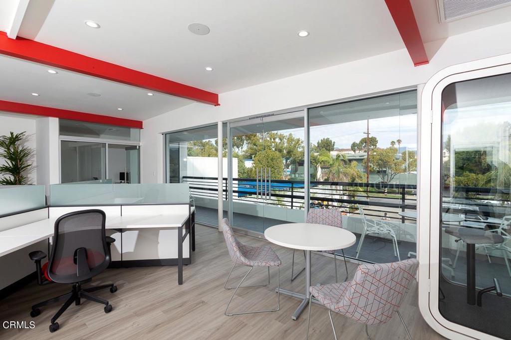 60 W Bellevue Drive