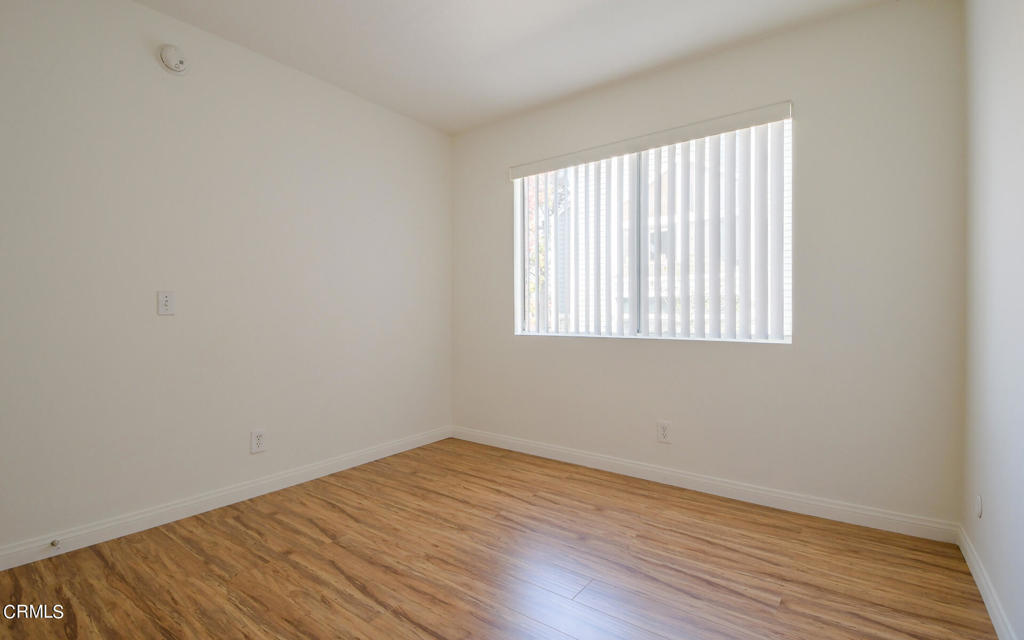 18316 Hatteras Street Unit: 8