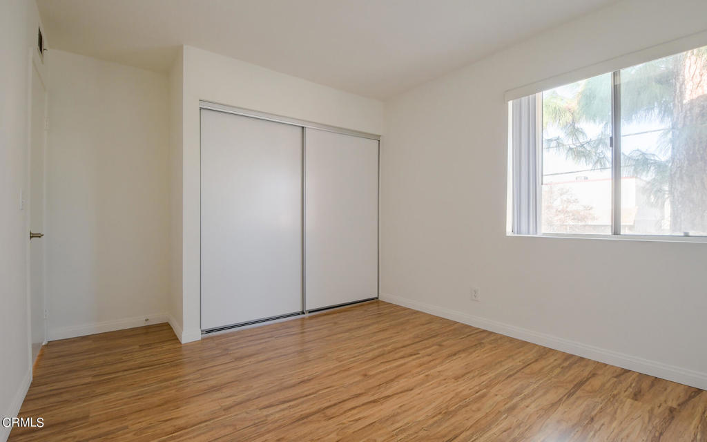 18316 Hatteras Street Unit: 8
