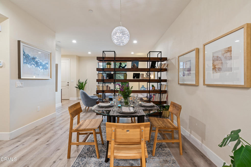 549 N Wilson Avenue Unit: 5