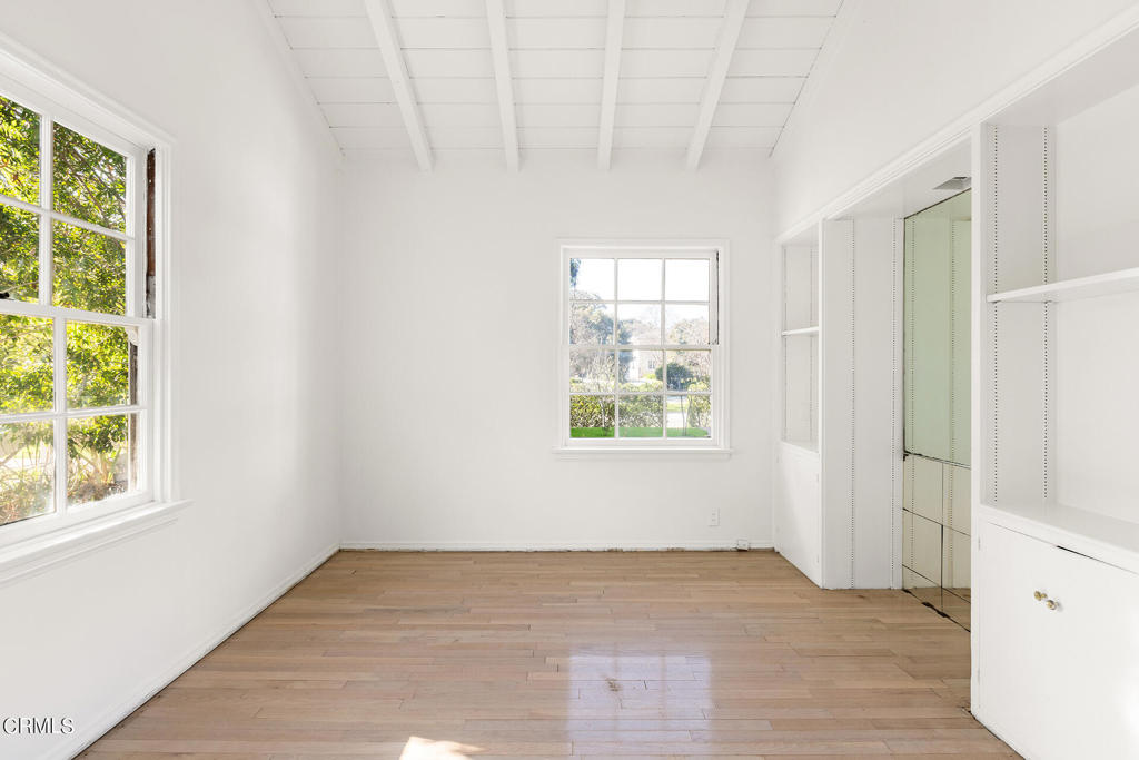 734 Sierra Madre Boulevard