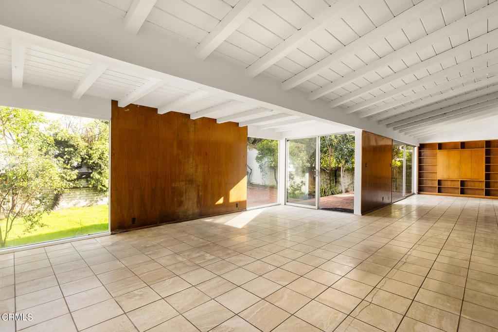 734 Sierra Madre Boulevard