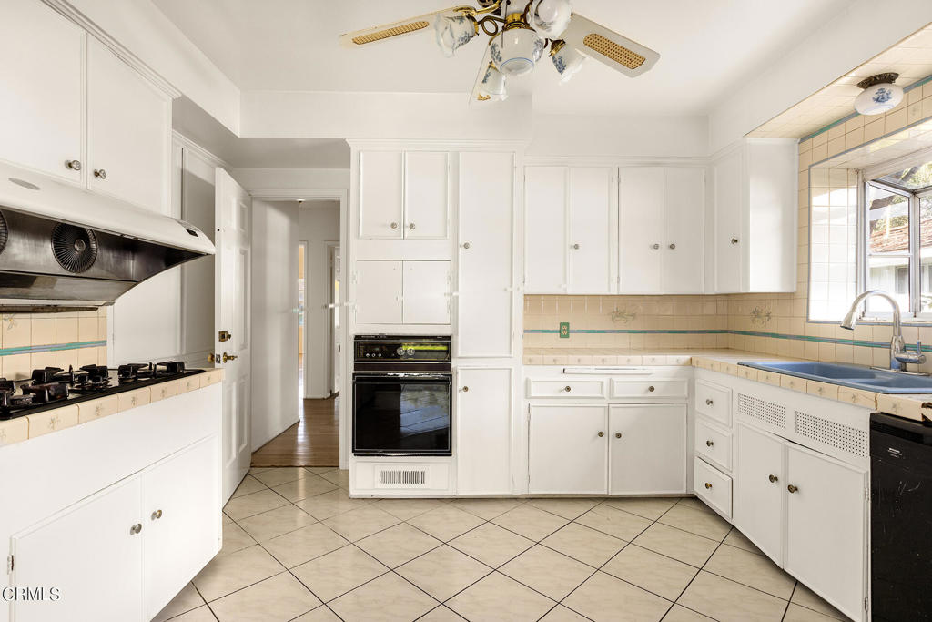 734 Sierra Madre Boulevard