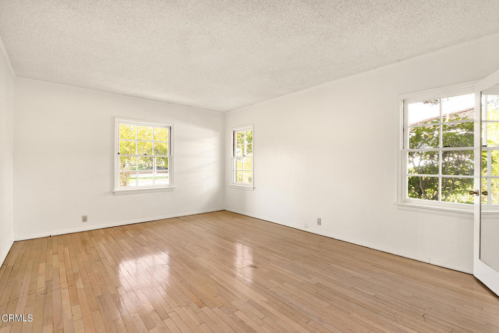 734 Sierra Madre Boulevard