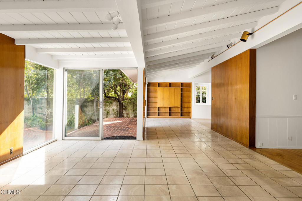 734 Sierra Madre Boulevard