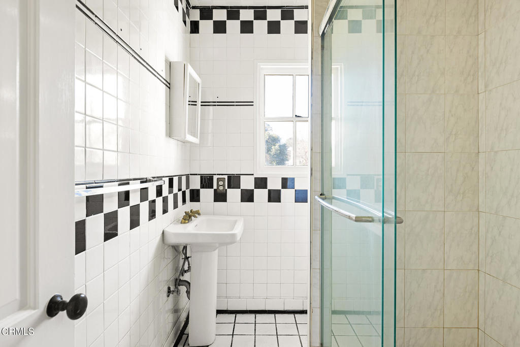 734 Sierra Madre Boulevard