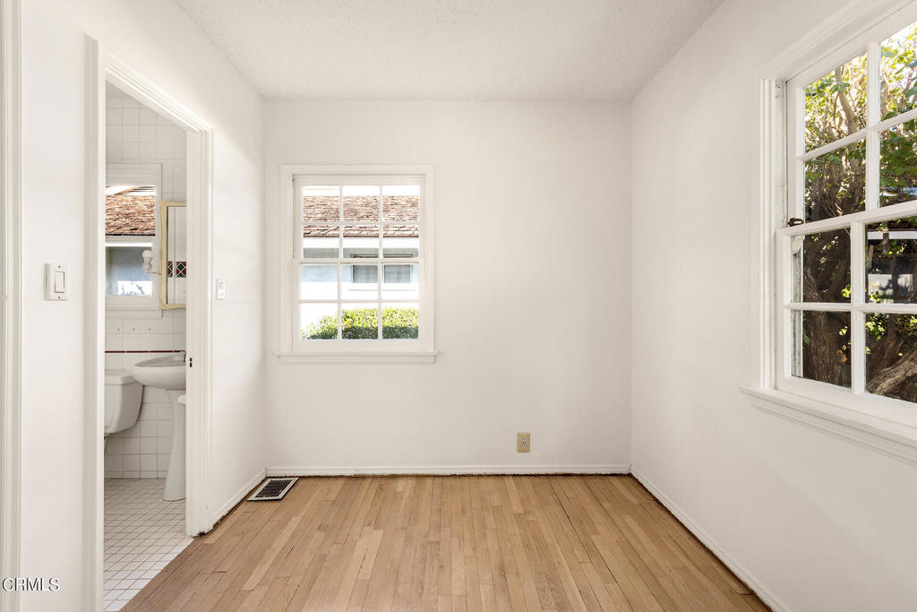 734 Sierra Madre Boulevard