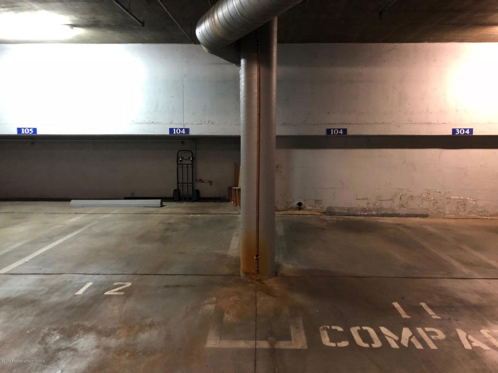 120 S Mentor Avenue Unit: 104