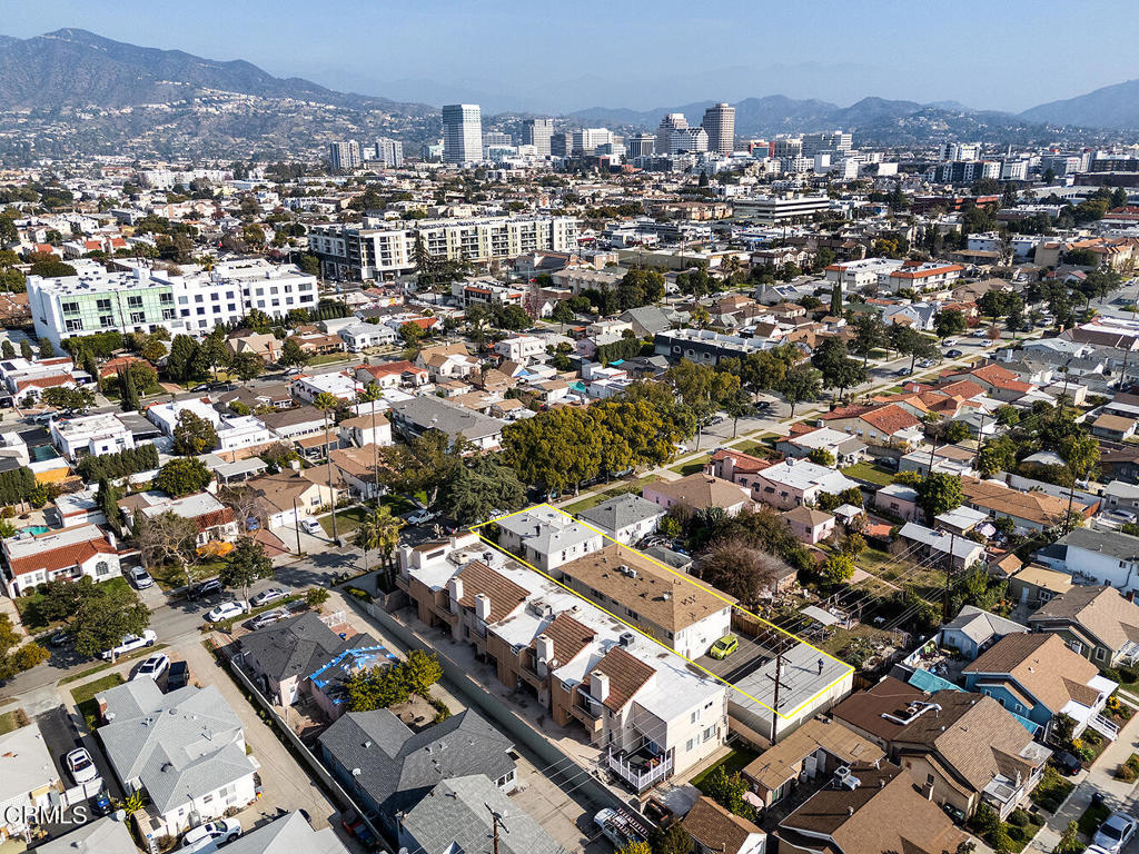 604 Hawthorne Street