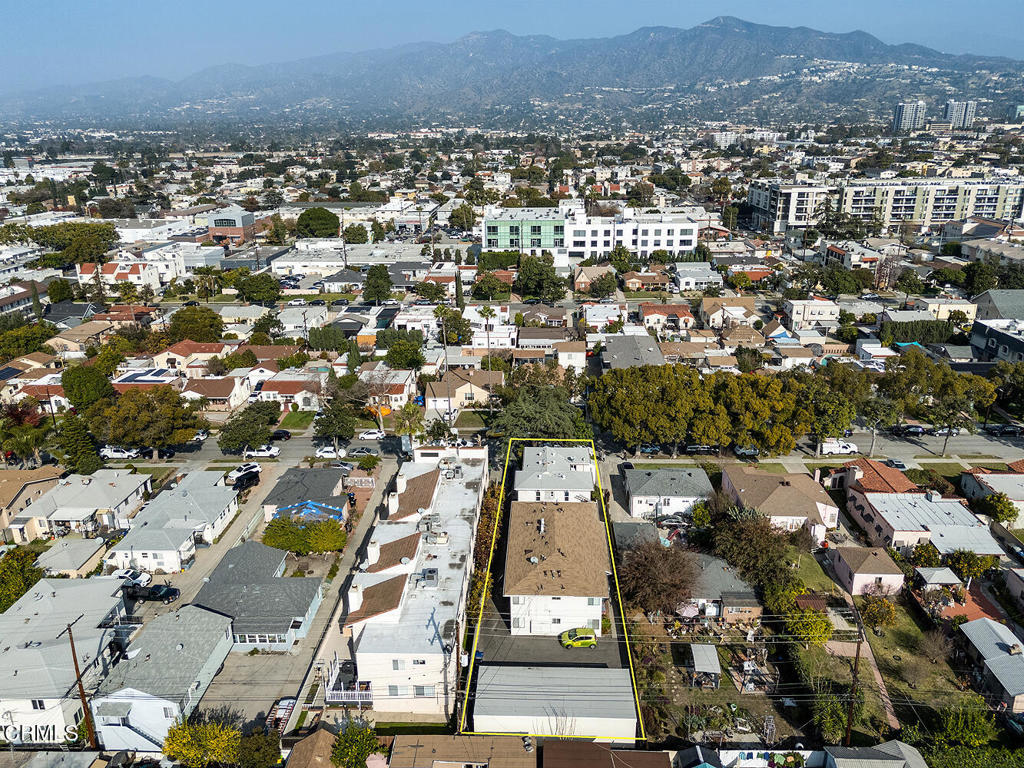 604 Hawthorne Street