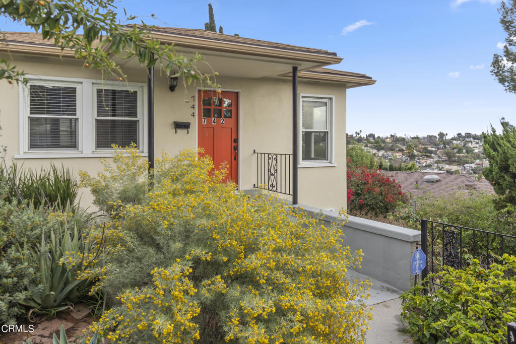 744 Onarga Avenue