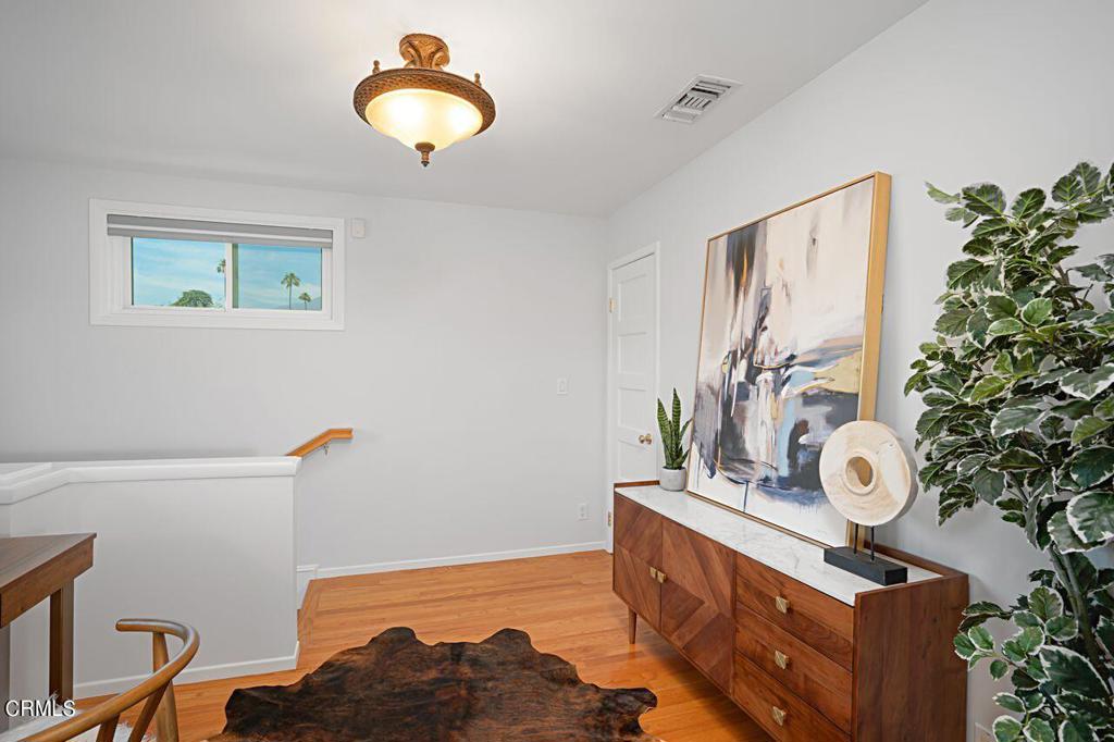 214 S San Marino Avenue