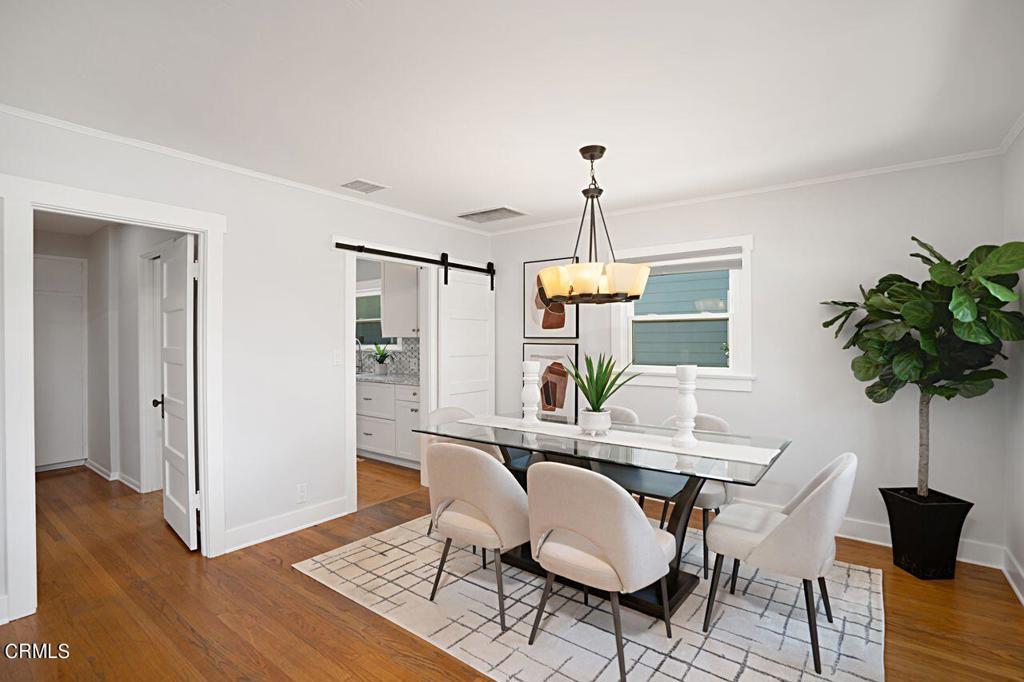 214 S San Marino Avenue