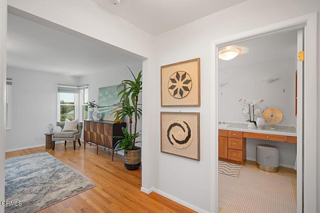 214 S San Marino Avenue