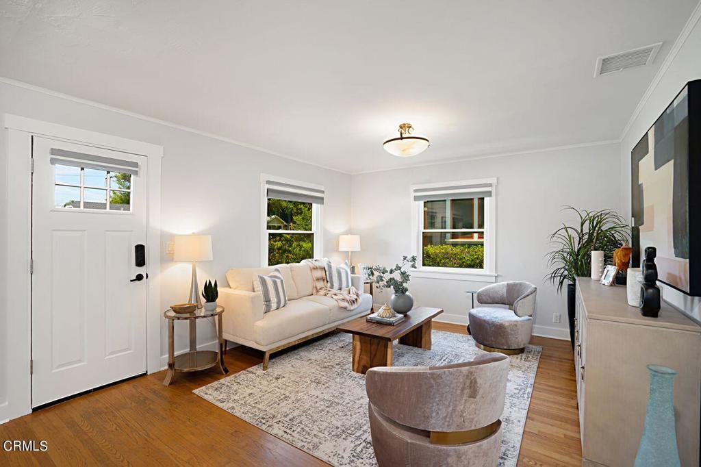 214 S San Marino Avenue