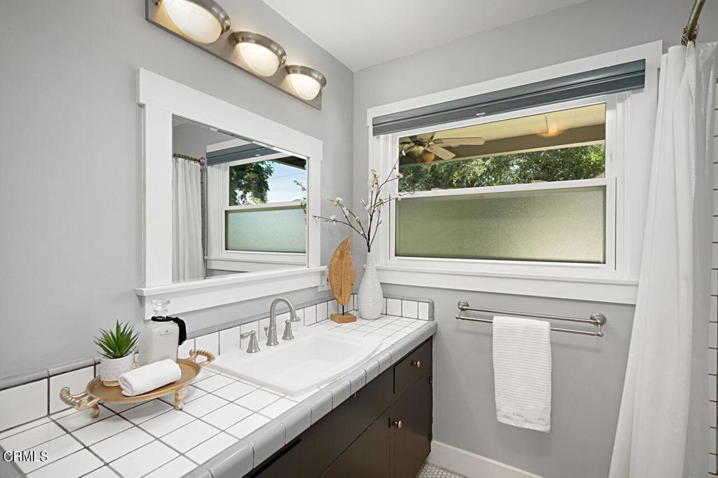 214 S San Marino Avenue