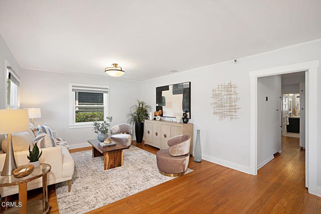 214 S San Marino Avenue