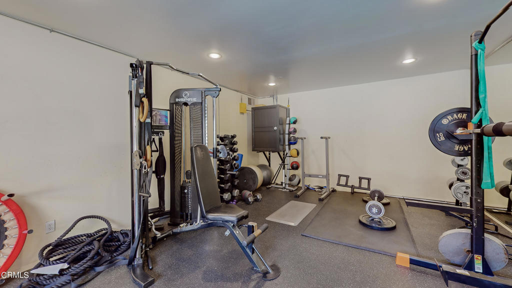 355 S Madison Avenue Unit: 226