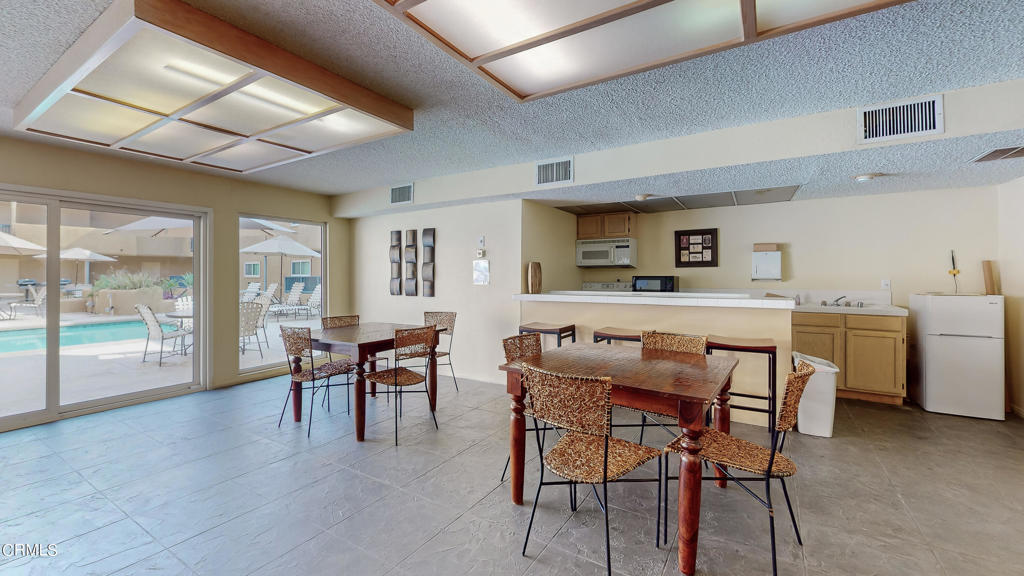 355 S Madison Avenue Unit: 226