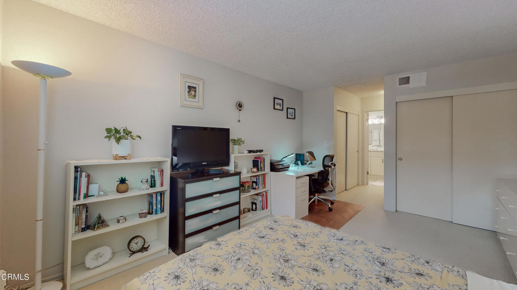 355 S Madison Avenue Unit: 226