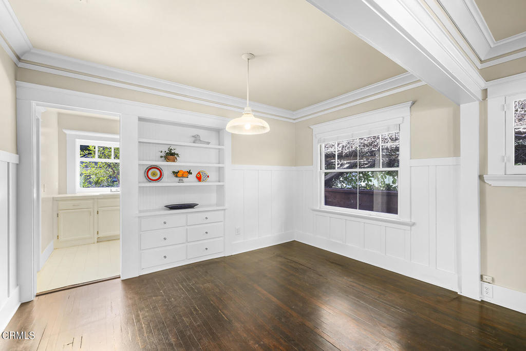 476 W California Boulevard