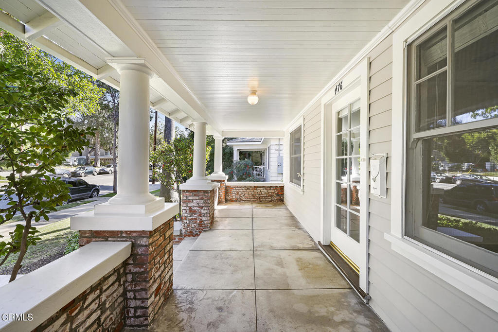 476 W California Boulevard